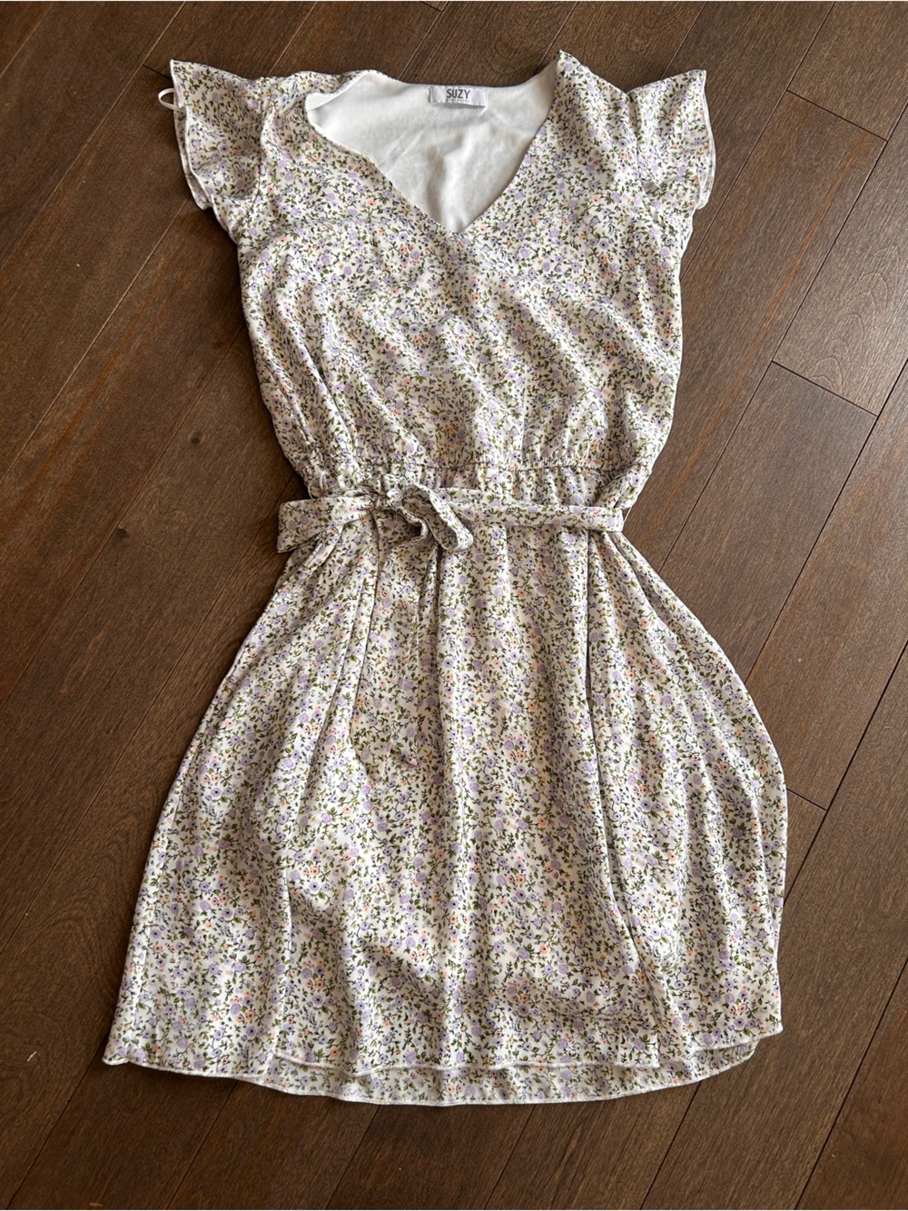 White Floral V-Neck Belted Dress size xs